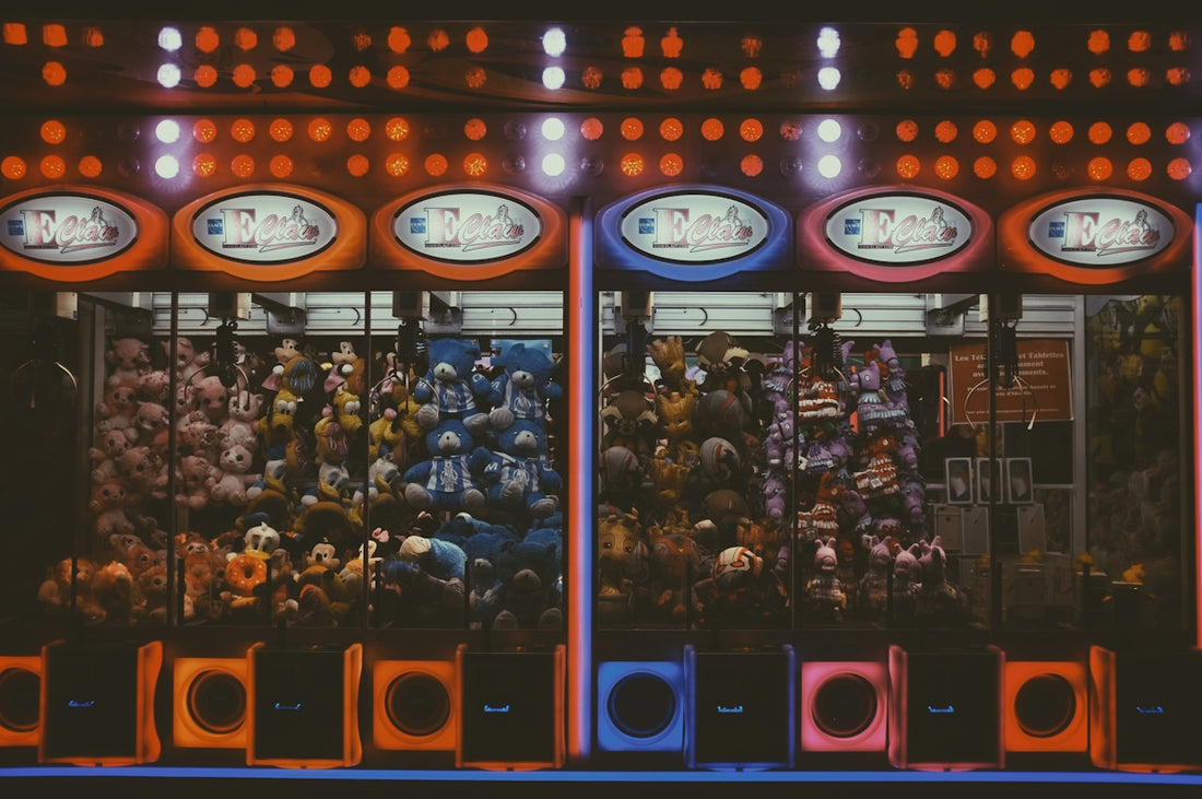 assorted-colored portable speaker lot