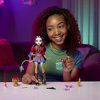 Monster High Jinafire Long-Docka med Tillbehör