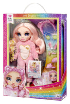 Rainbow High Pyjama Party Bella Docka 22cm