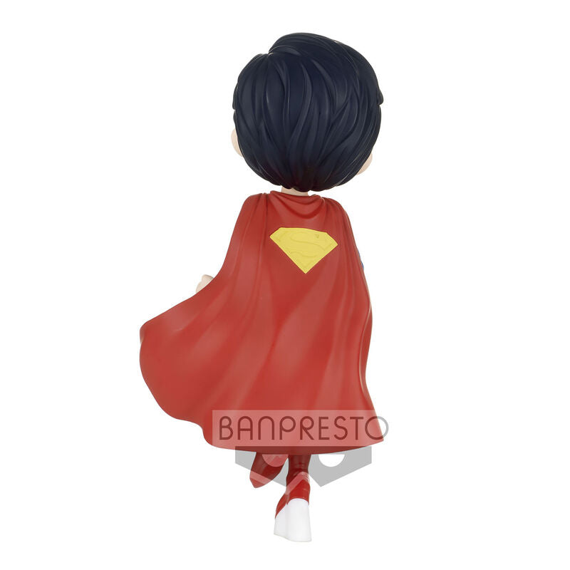 DC Comics Superman Q posket Figur 15cm