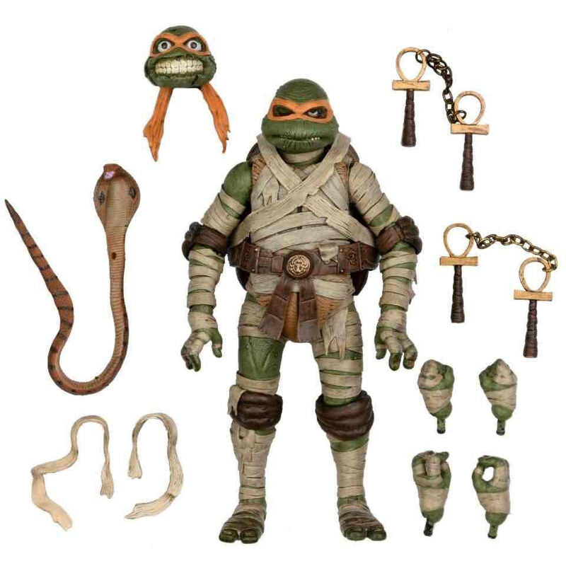 Size: 18cm. Articulated figure. Contains accessories.