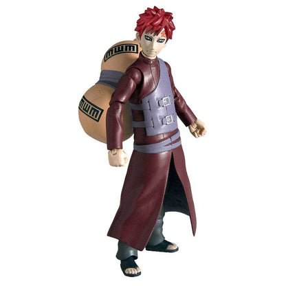 Size: 10cm. Articulated figure. Contains accessories.