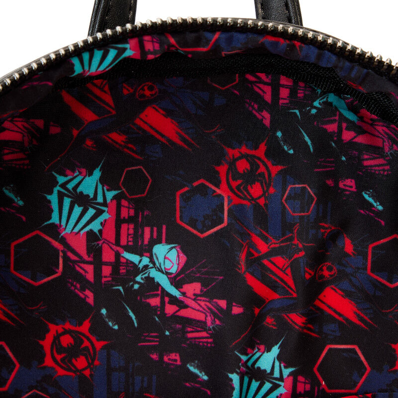 Loungefly Marvel Spiderman Across the Spider-Verse Lenticular Ryggsäck 27cm