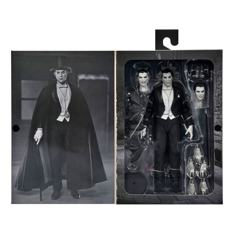 Universal Monsters Dracula Carfax Abbey Figur 18cm