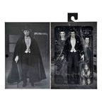 Universal Monsters Dracula Carfax Abbey Figur 18cm