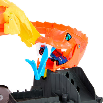 Hot Wheels Pizza Slam Cobra Attack Set