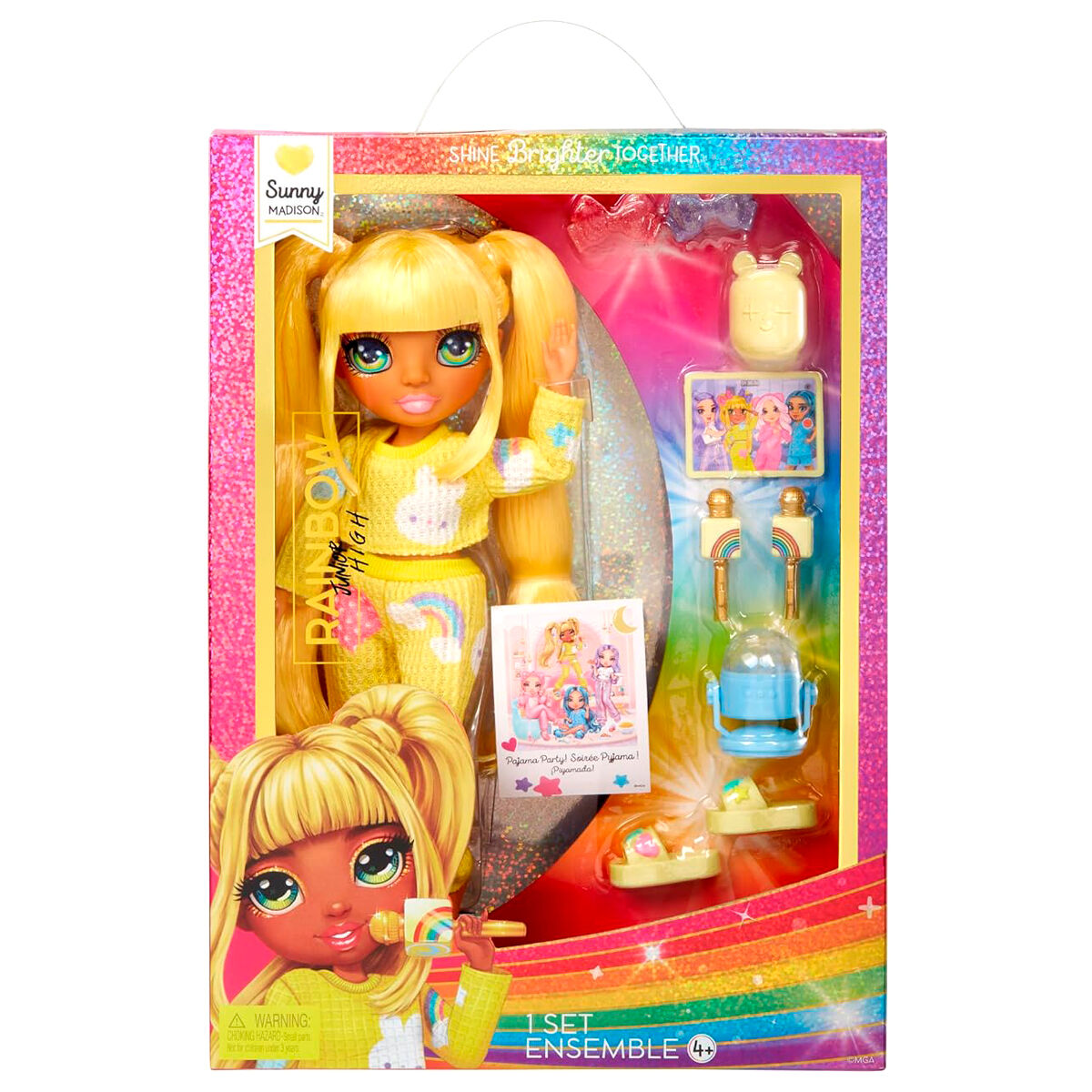 Age: +4 years old. Size: 22cm. Articulated doll. Contains accessories.