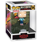 Funko POP Figur Max från Stranger Things på begravningsplatsen