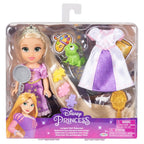 Size: 15cm. Articulated doll. Contains accessories.