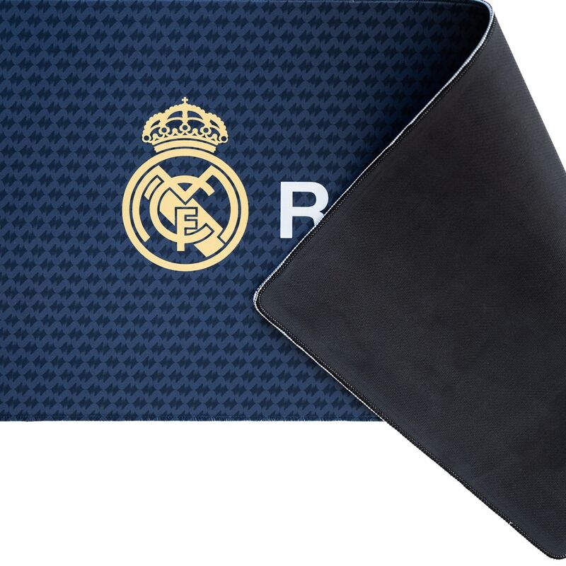 Real Madrid Gaming Desk Mat – Optimal Spelupplevelse för Fans