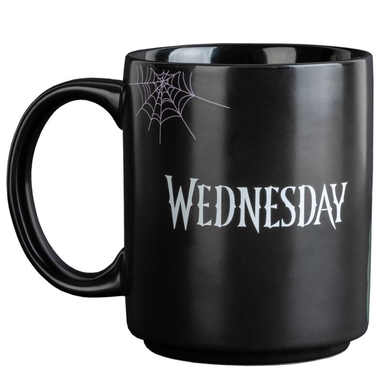 Wednesday Addams Mugg 350ml – Perfekt för varje Addams-fan