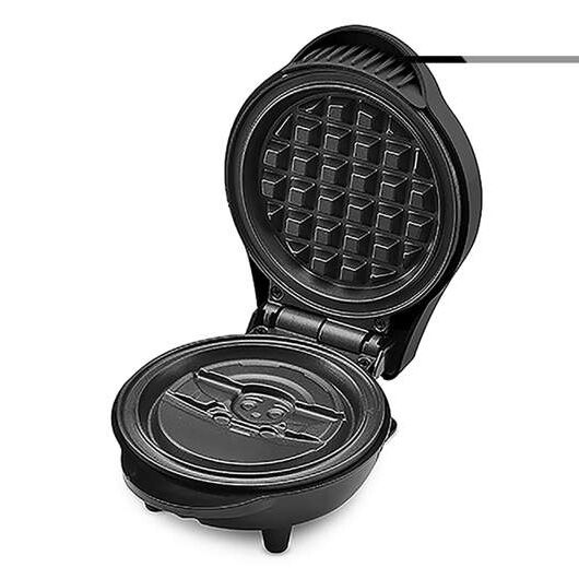 Star Wars The Mandalorian Mini Waffle Machine
