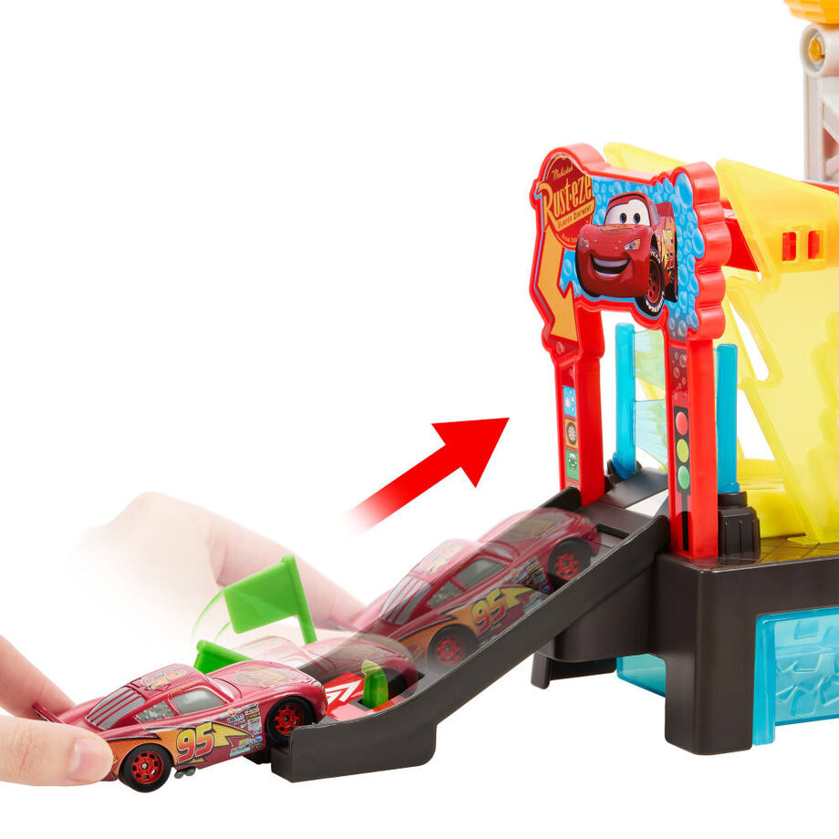 Disney Cars Race Ready Car Wash Set