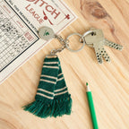 Harry Potter Slytherin Halsduk Nyckelring – Perfekt för Slytherin-fans