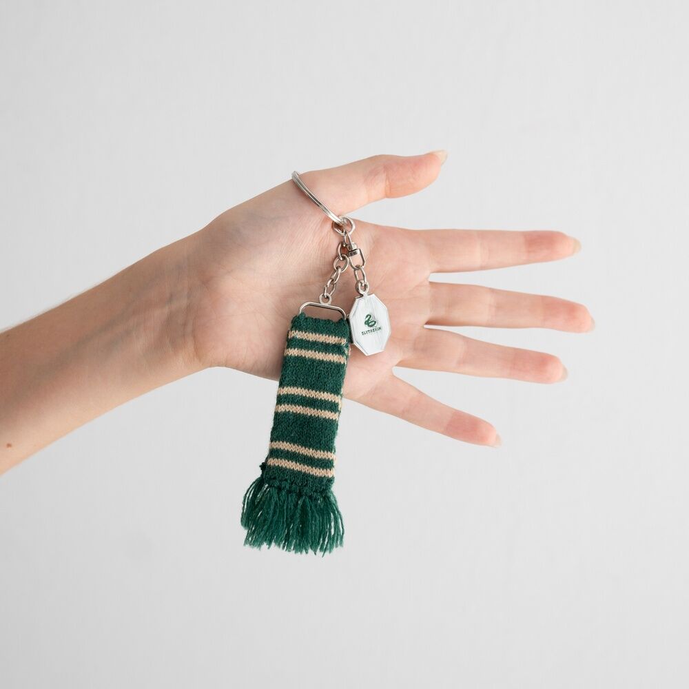 Harry Potter Slytherin Halsduk Nyckelring – Perfekt för Slytherin-fans