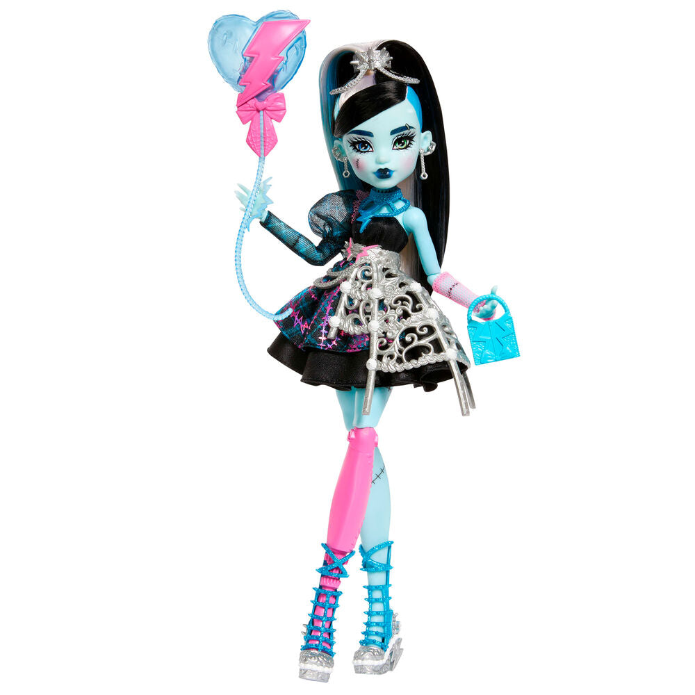 Monster High Scary Sweet Birthday 1600 Frankie Stein docka