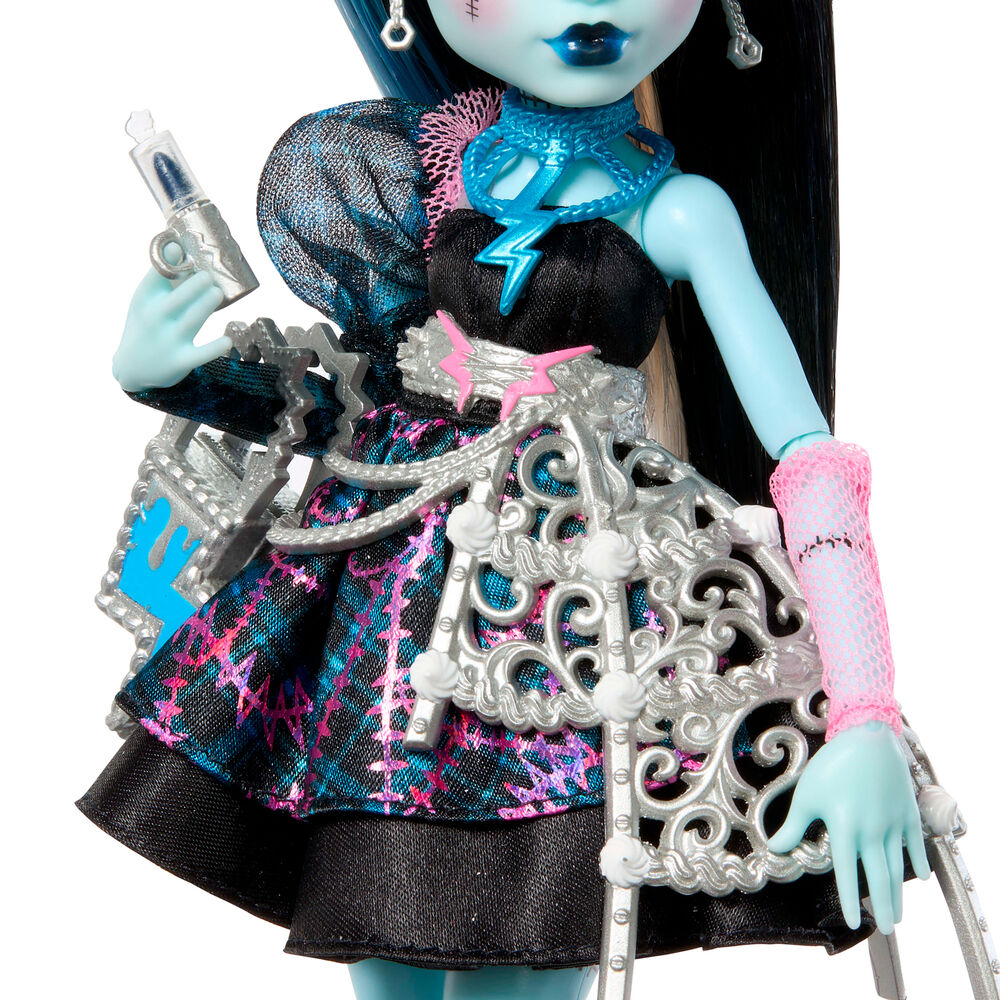 Monster High Scary Sweet Birthday 1600 Frankie Stein docka