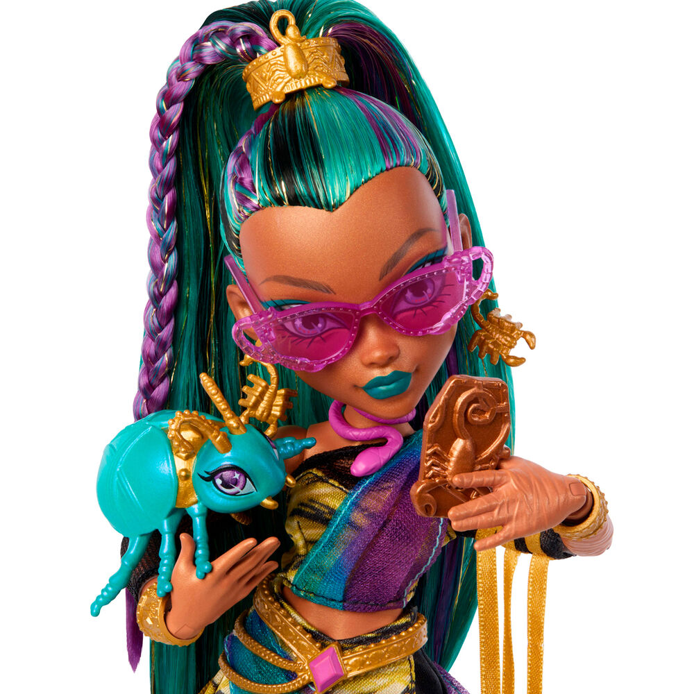 Monster High Nefera Deline docka