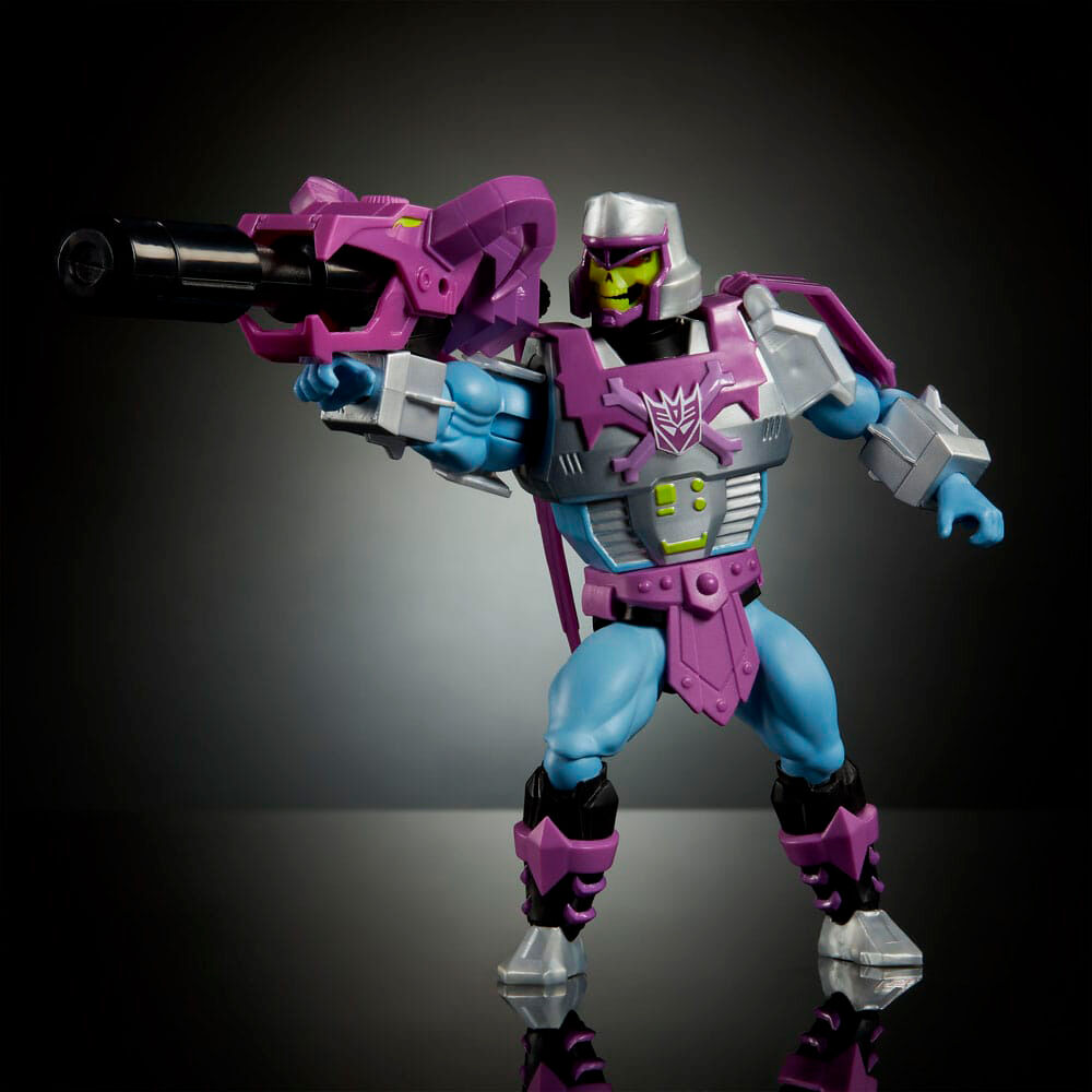 Masters of the Universe x Transformers Megatron Armor Skeletor Figur 14cm
