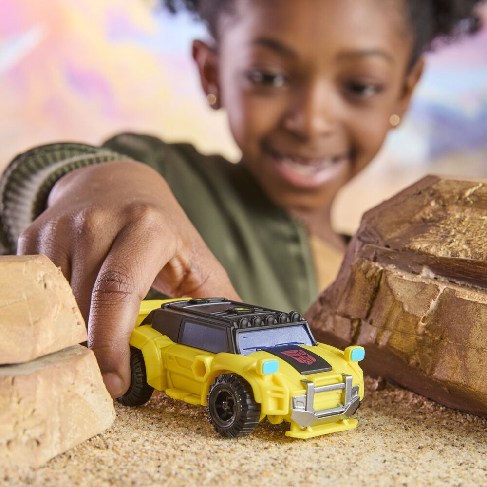 Transformers Cyberworld Bumblebee Figur 10cm