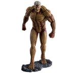 Attack on Titan Mega Impact Armored Titan Strid om Himmel och Jord Ichibansho figur 30 cm