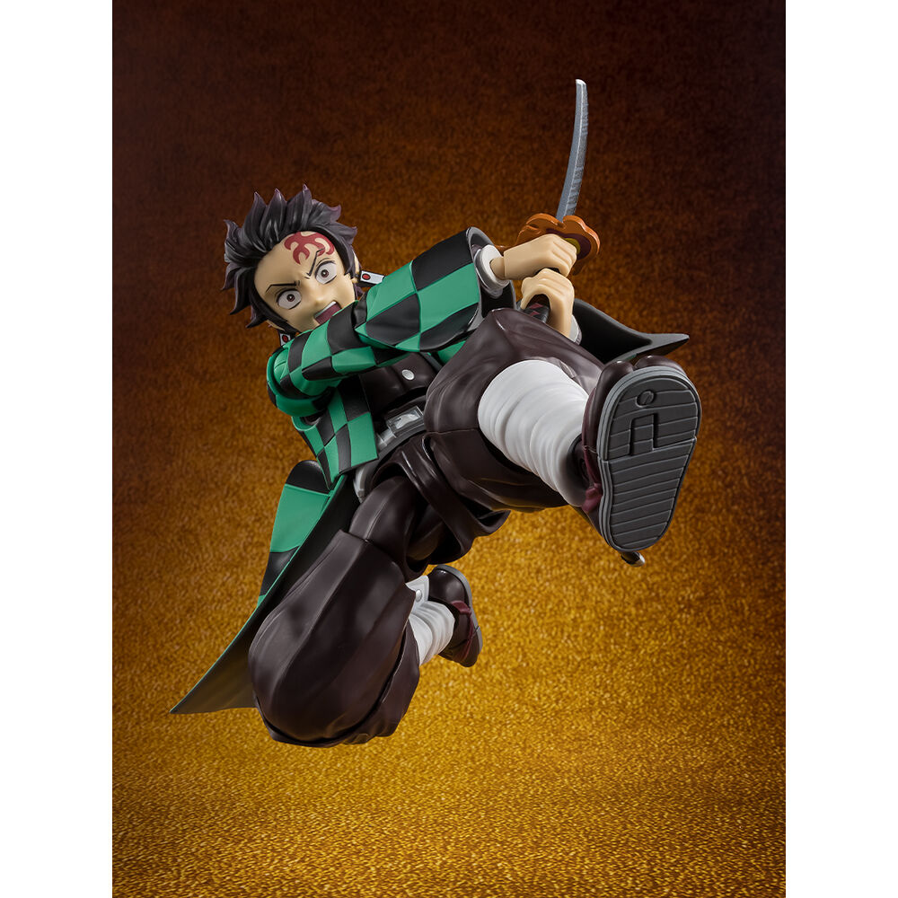 Demon Slayer Kimetsu no Yaiba Tanjiro Kamado Den Sista Striden i Oändlighetsslottet S.H. Figuarts figur 14 cm